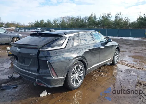 2024 Cadillac Lyriq Luxury W/1Sc z USA, uszkodzony, nr VIN 1GYKPPRL1RZ100850